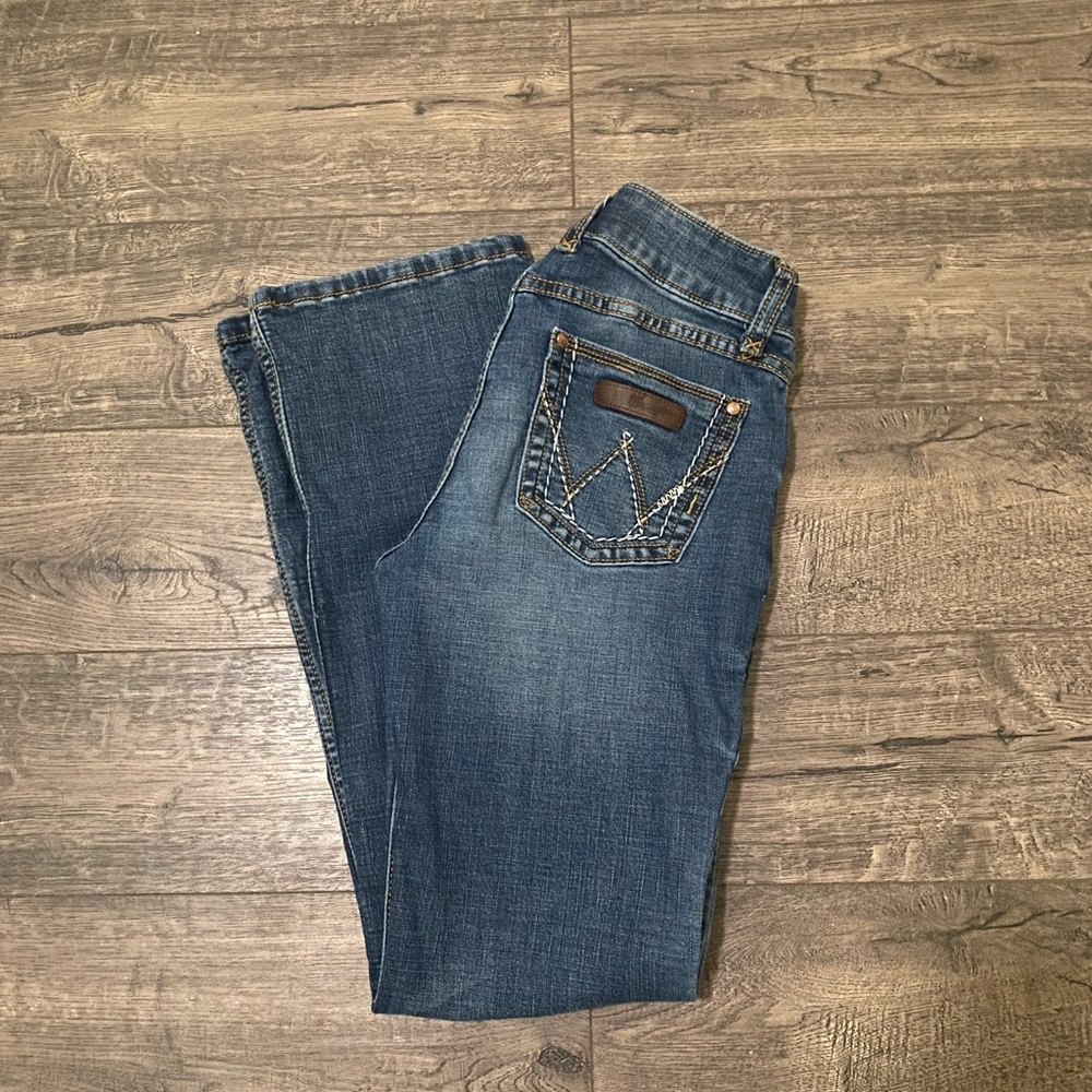 retro Wrangler bootcut jeans!